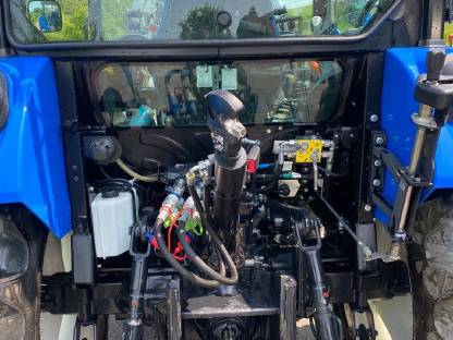 Bild 2:New Holland T4 55S