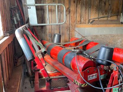 Bild 2:Kverneland 7550