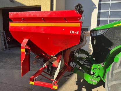 Bild 3:Kverneland DF 2 Fronttank