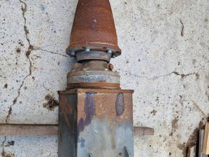 Bild 2:Kegelspalter Holzspalter