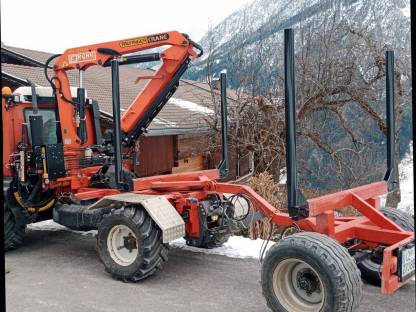 Bild 2:Forstaufbau/Rückewagen für Lindner Unitrac 82