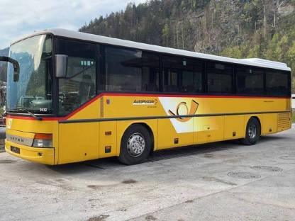 Bus Wohnwagen