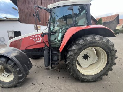 Bild 2:Steyr 9115