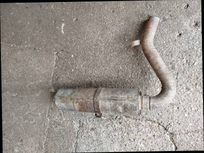 Bild 2:Original Auspuff unten Steyr 8085/8095