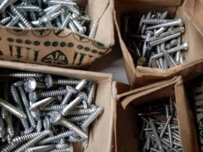 Bild 4:Kleine Holzschrauben, keine Spax