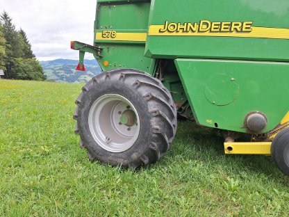 Bild 3:Verkaufe Rundballenpresse John Deere 578