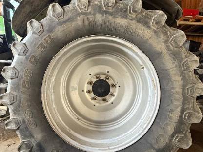 Bild 3:Traktorreifen 650/65R38 Trelleborg