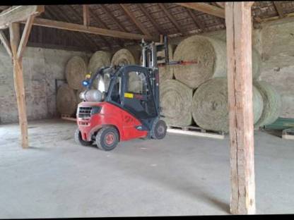 Bild 4:Pferdeheu, NÖ, PLZ 2054