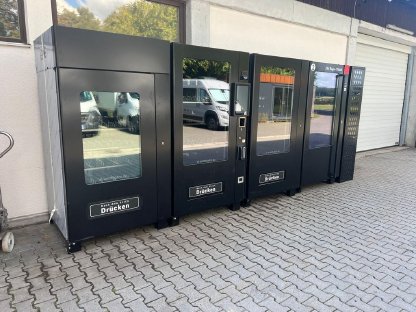 Bild 6:Komplette Batterie von XL-Hofladenautomaten gebraucht Top