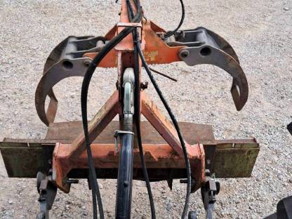 Bild 9:Holzrückezange Auer HRZ 1700