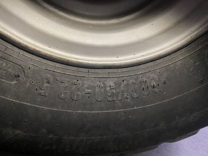 Bild 5:Anhängerachse und Zusatzräder