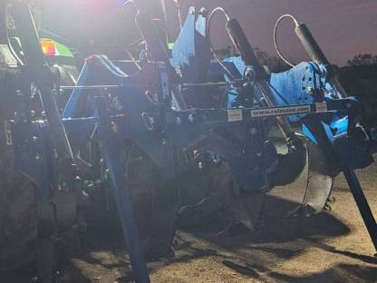 Bild 4:Tiefenlockerer Rolmako U602