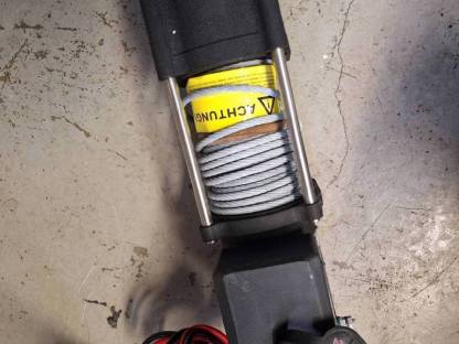 Bild 3:Seilwinde von HORN GAMMA 4.6 ATV 24 V