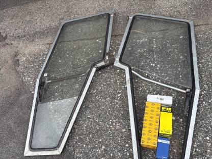 Bild 6:Massey Ferguson 323-4 (TL 22 DT)