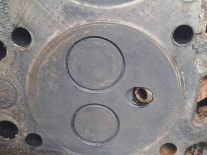 Bild 2:Achtung Steyr 190 Zylinderkopf, Top Zustand