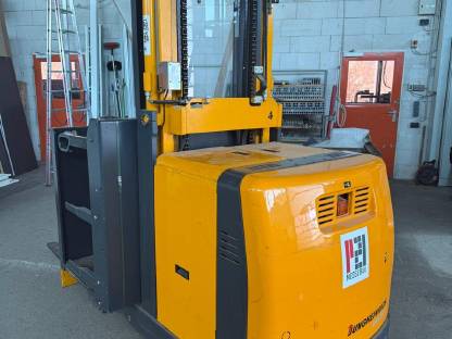 Bild 3:Stapler Jungheinrich EKS 31