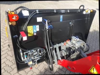 Bild 5:Emily Frässchaufel mit Weidemann Aufnahme