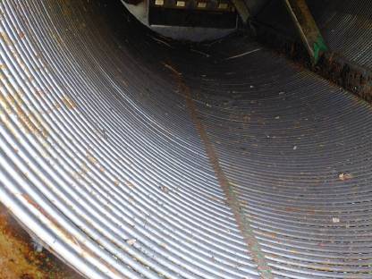 Bild 2:Kürbiserntemaschine Green Bull Fürnschuss