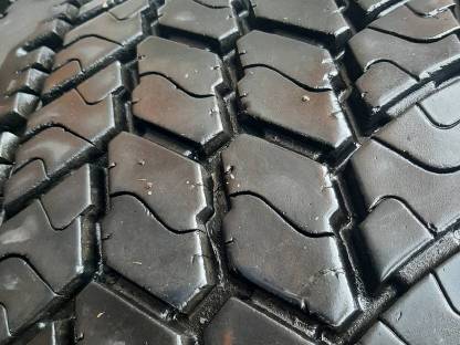 Bild 3:385/55-R22.5 Bereifung in super Zustand, LKW, Kipper-Reifen