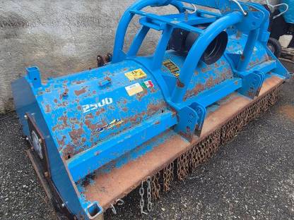 Bild 2:Mulcher Sicma Mulcher