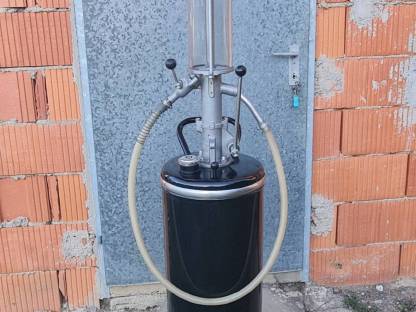 2-Takt Horn Zapfsäule Tankstelle