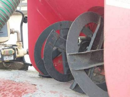 Bild 8:Reform, Vogel und Noot Motormäher mit Schneefräse