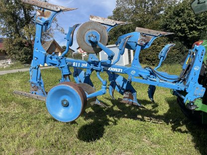 Bild 2:Lemken Opal 110/4 Pflugschare gesucht