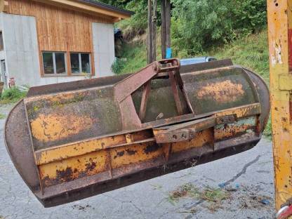 Bild 2:Verkaufe Schilcher Schneepflug