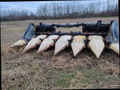 Bild 8:Kombájn New Holland TX66