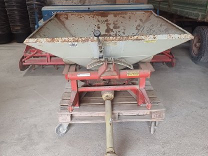 Bild 4:Nordsten Sämaschine Lift-o-matic