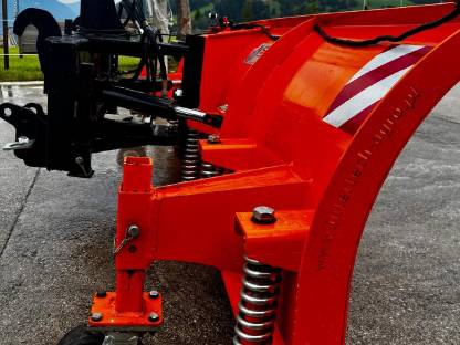 Bild 2:Schneepflug 3 m