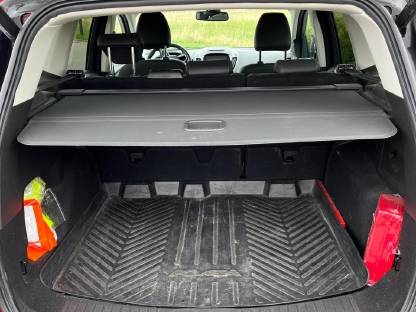 Bild 8:Ford Kuga Titanium TDCi 1,5 SUV/Geländewagen