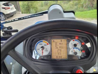 Bild 8:New Holland T4.55