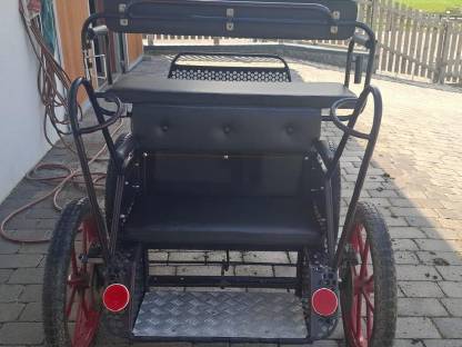 Bild 8:Ponykutsche sehr guter Zustand