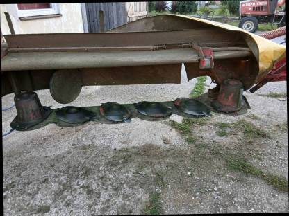 Bild 9:Mähwerk Pöttinger Novadisc 265