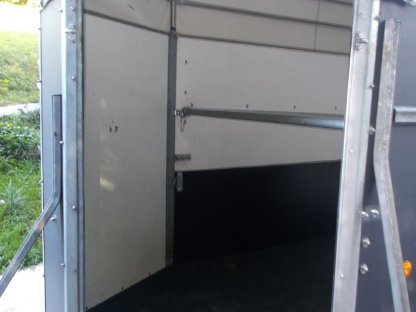 Bild 4:Böckmann Viehanhänger-Frontausstieg-Rampe Tür