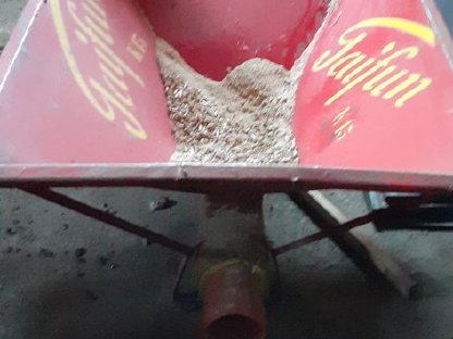 Bild 2:Taifun K15, Körnergebläse, Pelletsgebläse