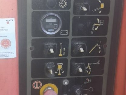 Bild 2:Gelenkteleskopbühne JLG M45A