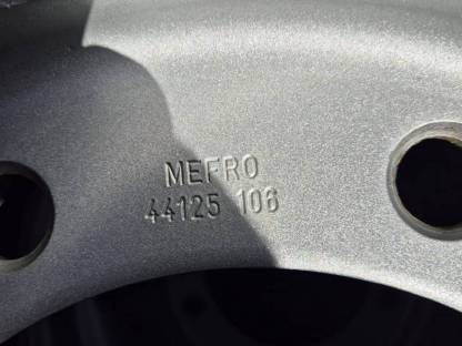 Bild 2:Reifen mit Felge