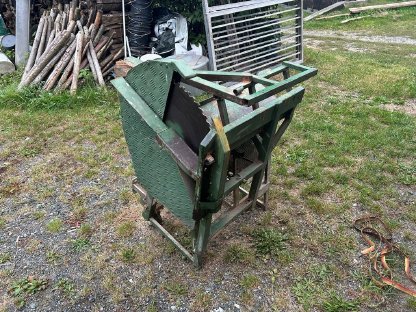 Bild 8:Kreissäge mit Zapfwellenantrieb
