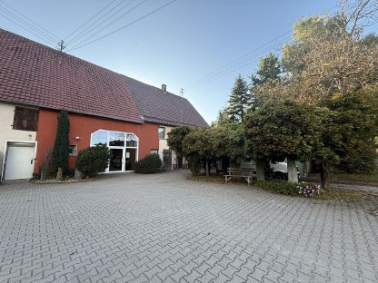 Bild 5:Verkauf einer Hofstelle mit voll ausgestattetem Gartenbau