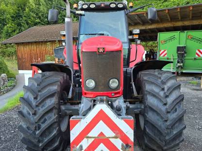 Bild 3:Massey Ferguson 7497