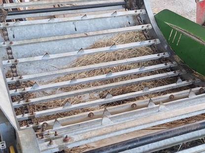 Bild 2:Ballenabwickler