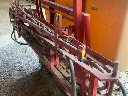 Bild 2:Holder 400 l Spritze