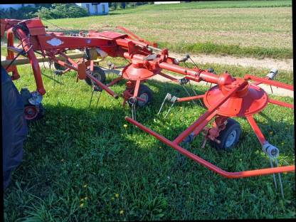 Bild 3:Kuhn Kreiselheuer 5001