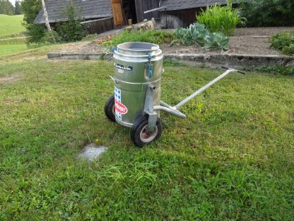 Milchtank 100 l, isoliert