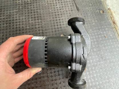 Bild 6:Solar Pumpengruppe mit Pumpe, 1x Pumpe