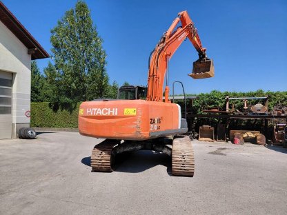 Bild 3:Bagger Hitachi ZX210-3