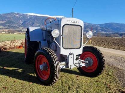 Bild 3:Deutz F2M 315 Stahlschlepper