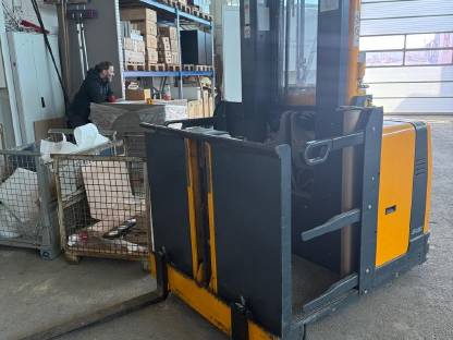 Bild 2:Stapler Jungheinrich EKS 31